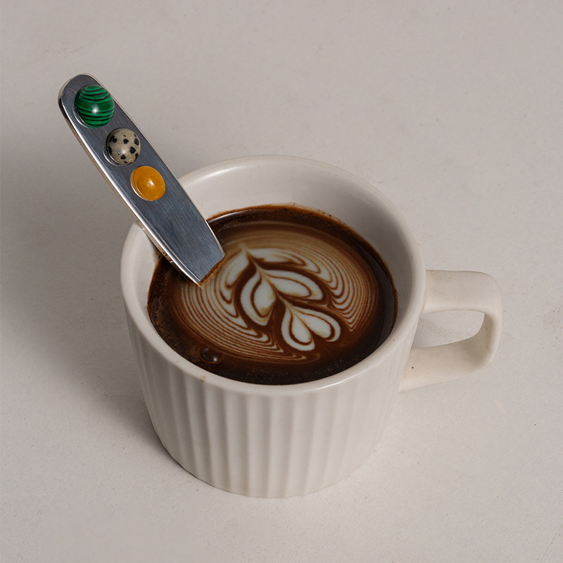 ช้อนสแตนเลสประดับลูกปัดและอัญม - Vintage Collectible Spoons บทวิจารณ์และราคา